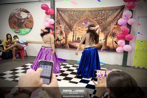 Uma noite de encanto e celebra&ccedil;&atilde;o feminina com a Cia Carissa Bellydance