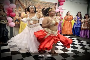 Uma noite de encanto e celebra&ccedil;&atilde;o feminina com a Cia Carissa Bellydance