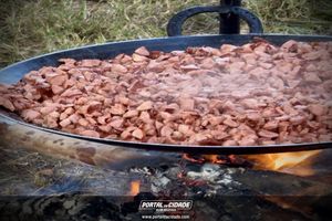Queima do Alho em Divin&oacute;polis