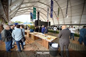 Cerim&ocirc;nia de abertura da Megaleite 2026