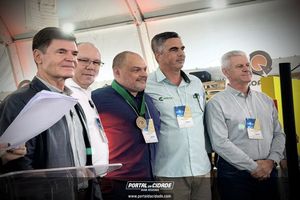 Cerim&ocirc;nia de abertura da Megaleite 2026