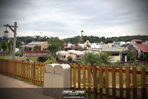 #PortalDeF&eacute;rias - Hopi Hari