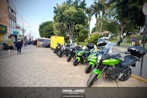O 4&deg; Moto & Rock Fest agitou Concei&ccedil;&atilde;o da Aparecida