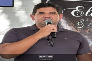 Queima do Alho em C&aacute;ssia