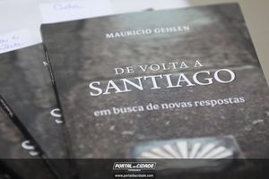 Lan&ccedil;amento do livro "De volta a Santiago" do prefeito Maur&iacute;cio Gehlen 
