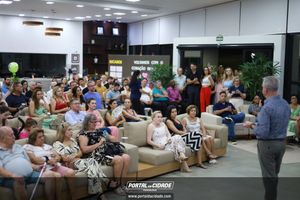 Lan&ccedil;amento do livro "De volta a Santiago" do prefeito Maur&iacute;cio Gehlen 