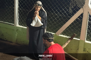 Encena&ccedil;&atilde;o Paix&atilde;o de Cristo