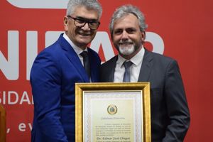 T&iacute;tulo de Cidad&atilde;o Honor&aacute;rio do Adv. Edmar Jos&eacute; Chagas