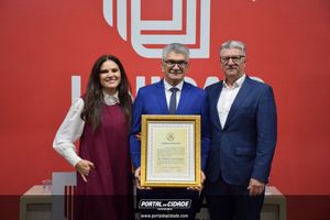 T&iacute;tulo de Cidad&atilde;o Honor&aacute;rio do Adv. Edmar Jos&eacute; Chagas