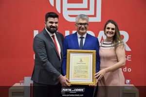 T&iacute;tulo de Cidad&atilde;o Honor&aacute;rio do Adv. Edmar Jos&eacute; Chagas