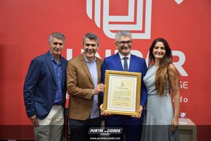 T&iacute;tulo de Cidad&atilde;o Honor&aacute;rio do Adv. Edmar Jos&eacute; Chagas
