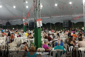 Show de Pr&ecirc;mios em prol &agrave; Par&oacute;quia Sagrada Fam&iacute;lia