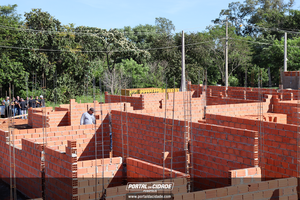 Clube dos 25 d&aacute; in&iacute;cio &agrave;s obras de constru&ccedil;&atilde;o da Casa Abrigo em Pen&aacute;polis