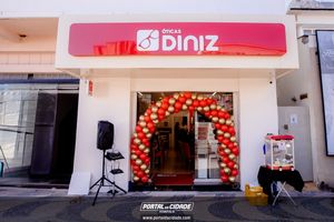 Inaugura&ccedil;&atilde;o &Oacute;ticas Diniz Pen&aacute;polis 