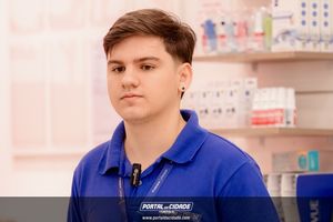 Inaugura&ccedil;&atilde;o &Oacute;ticas Diniz Pen&aacute;polis 