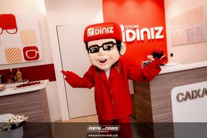 Inaugura&ccedil;&atilde;o &Oacute;ticas Diniz Pen&aacute;polis 