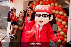 Inaugura&ccedil;&atilde;o &Oacute;ticas Diniz Pen&aacute;polis 