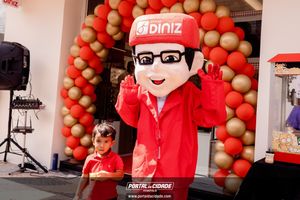 Inaugura&ccedil;&atilde;o &Oacute;ticas Diniz Pen&aacute;polis 