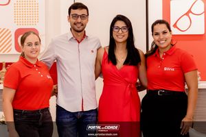 Inaugura&ccedil;&atilde;o &Oacute;ticas Diniz Pen&aacute;polis 