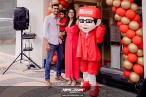 Inaugura&ccedil;&atilde;o &Oacute;ticas Diniz Pen&aacute;polis 