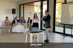 Encontro de Munic&iacute;pios Sobre Turismo