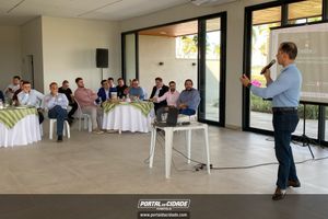 Encontro de Munic&iacute;pios Sobre Turismo