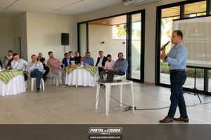 Encontro de Munic&iacute;pios Sobre Turismo
