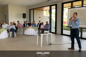 Encontro de Munic&iacute;pios Sobre Turismo