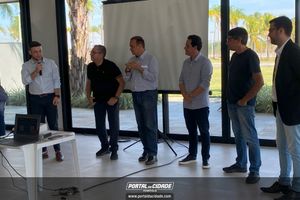 Encontro de Munic&iacute;pios Sobre Turismo