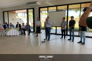 Encontro de Munic&iacute;pios Sobre Turismo