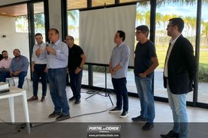 Encontro de Munic&iacute;pios Sobre Turismo
