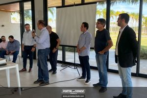 Encontro de Munic&iacute;pios Sobre Turismo