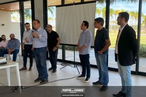 Encontro de Munic&iacute;pios Sobre Turismo
