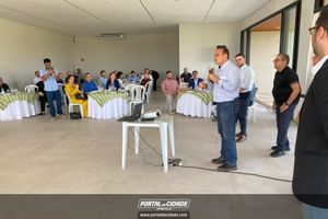 Encontro de Munic&iacute;pios Sobre Turismo