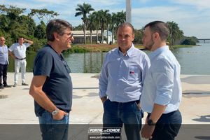 Encontro de Munic&iacute;pios Sobre Turismo