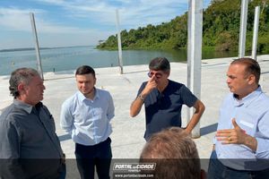 Encontro de Munic&iacute;pios Sobre Turismo