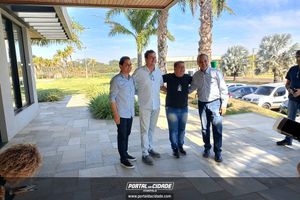 Encontro de Munic&iacute;pios Sobre Turismo