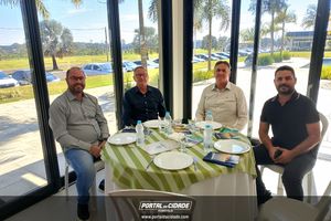 Encontro de Munic&iacute;pios Sobre Turismo