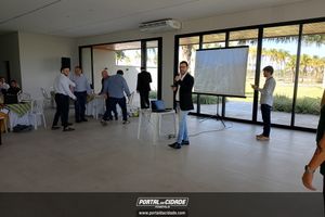 Encontro de Munic&iacute;pios Sobre Turismo