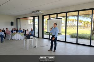 Encontro de Munic&iacute;pios Sobre Turismo