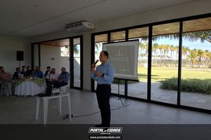 Encontro de Munic&iacute;pios Sobre Turismo