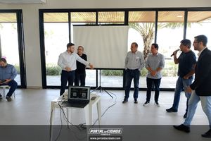 Encontro de Munic&iacute;pios Sobre Turismo