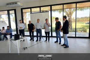 Encontro de Munic&iacute;pios Sobre Turismo