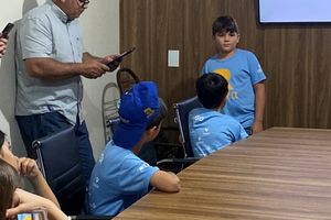 Apresenta&ccedil;&atilde;o de projeto de rob&oacute;tica para a Norplan