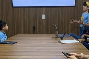 Apresenta&ccedil;&atilde;o de projeto de rob&oacute;tica para a Norplan