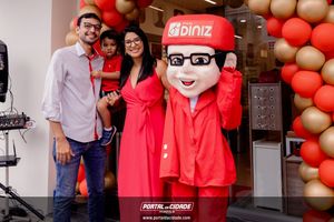 Inaugura&ccedil;&atilde;o &Oacute;ticas Diniz Pen&aacute;polis 