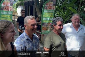 Cerim&ocirc;nia de Nomea&ccedil;&atilde;o de Henner Janzen como embaixador de Santa Cruz Cabr&aacute;lia 