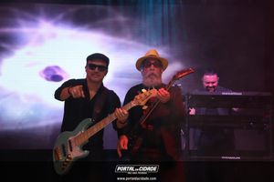 Banda Acr&oacute;polis &ndash; Flash Night (Festa do Padroeiro)