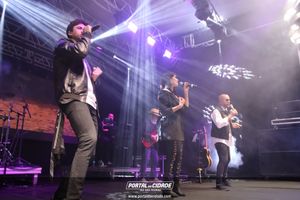 Banda Acr&oacute;polis &ndash; Flash Night (Festa do Padroeiro)