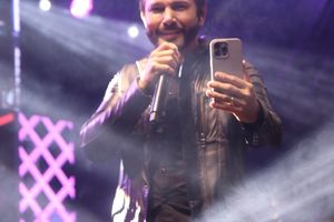Show com Z&eacute; Henrique e Gabriel (Festa do Padroeiro)